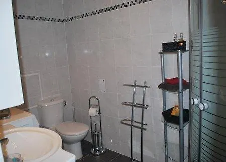 Chez Alfred Et Regine